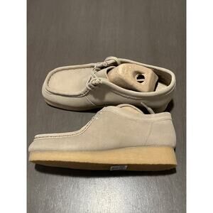Clarks Padmora Taupe Distressed NIB women’s size 7M new 61646442